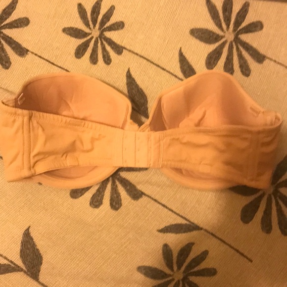 Victoria’s Secret bra 36D - Picture 2 of 5